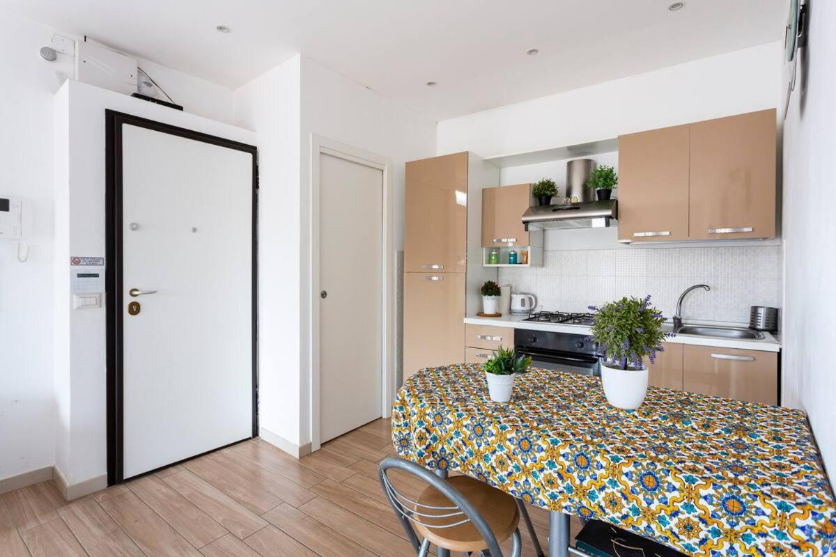 Frank'S House - Appartamento Con Terrazzo In Centro Palermo Zewnętrze zdjęcie