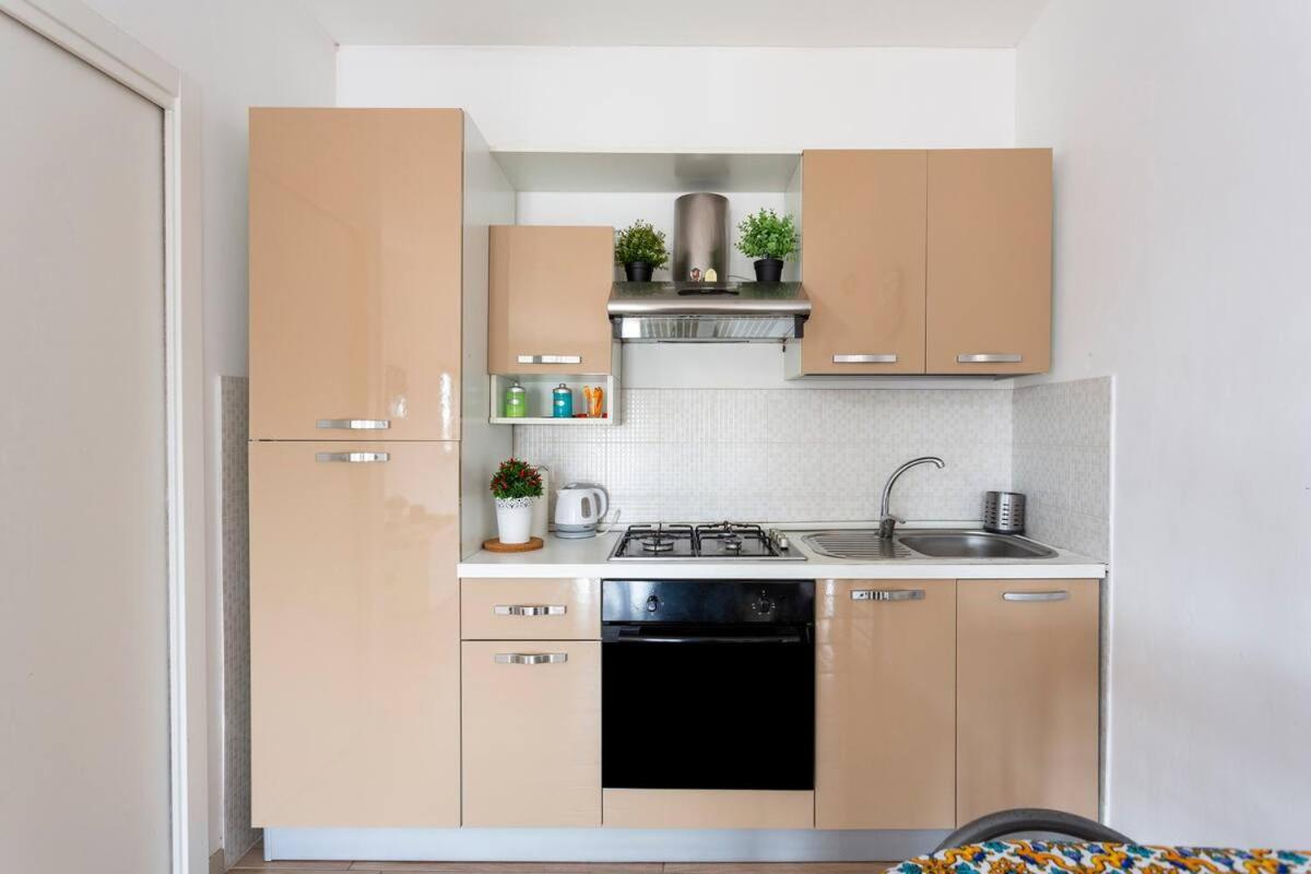 Frank'S House - Appartamento Con Terrazzo In Centro Palermo Zewnętrze zdjęcie