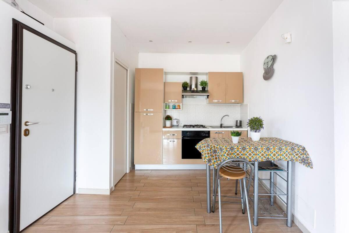 Frank'S House - Appartamento Con Terrazzo In Centro Palermo Zewnętrze zdjęcie